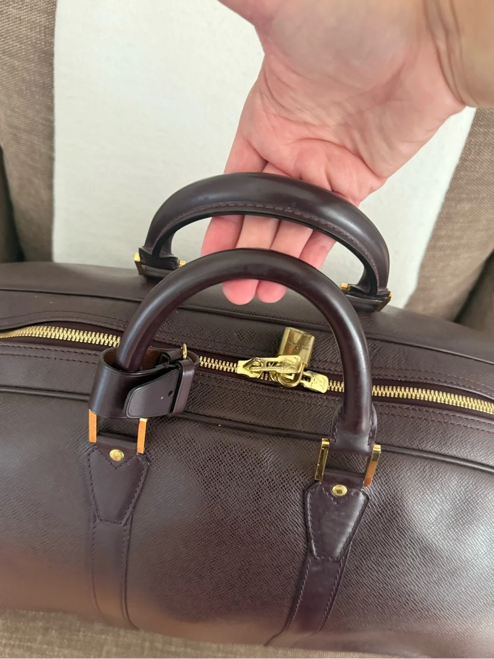 Authentic Louis Vuitton taiga burgundy leather Kandall unisex travel bag LV